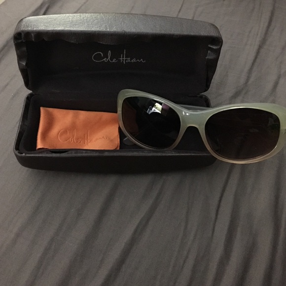 COLE HAAN clear sunglasses - Picture 1 of 3