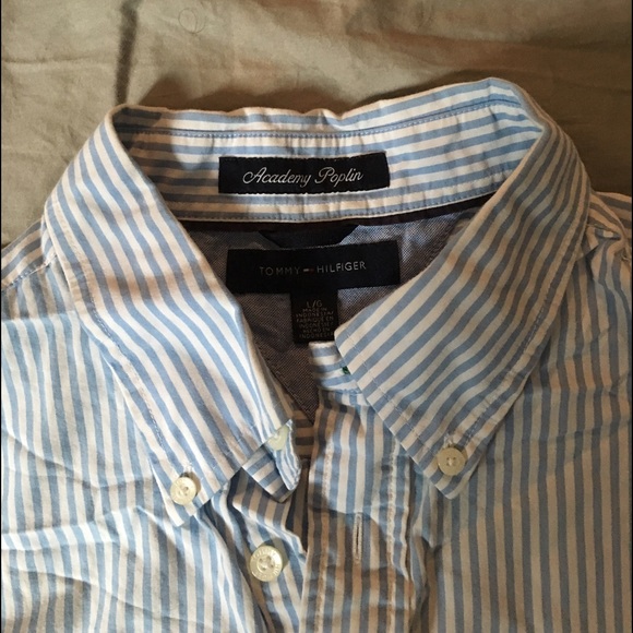 Tommy Hilfiger men's L light blue striped shirt - Picture 2 of 3