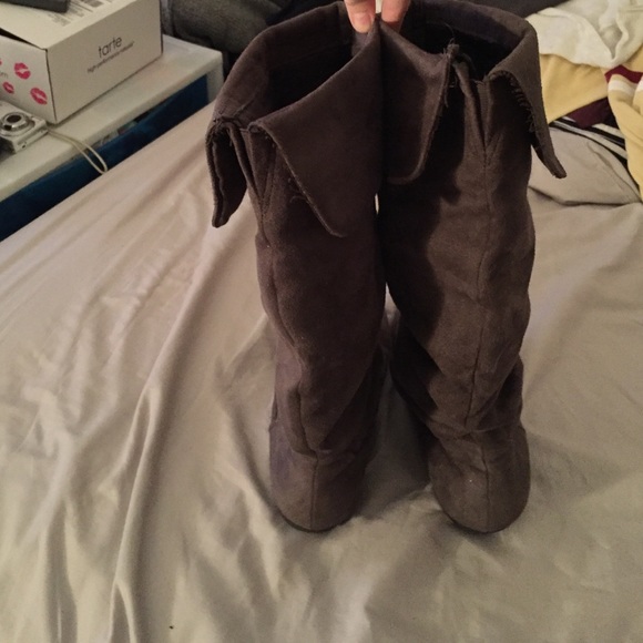 Boots - Picture 2 of 2