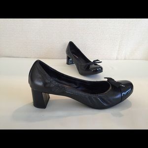 Black Prada Calzature Donna Pumps (worn twice)