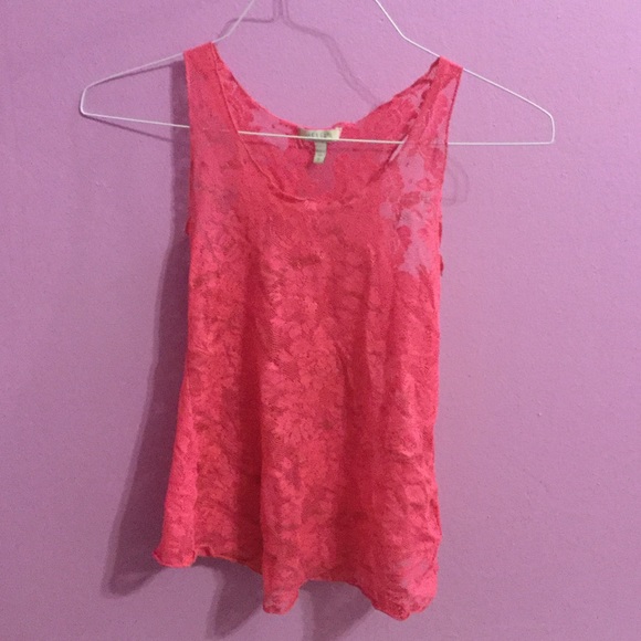 Pink tank top