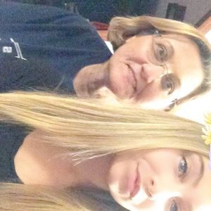 Meet your Posher, Eva