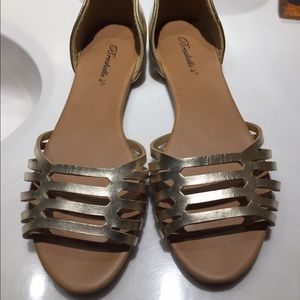 Women's Metallic Gold Casual Open Toe Shoe