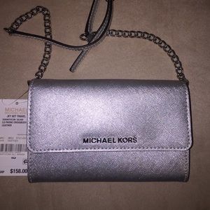 Authentic Michael Kors Jet Set Crossbody - Silver