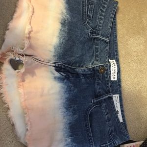 Bullhead frayed short short
