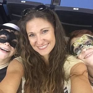 Meet your Posher, Monica