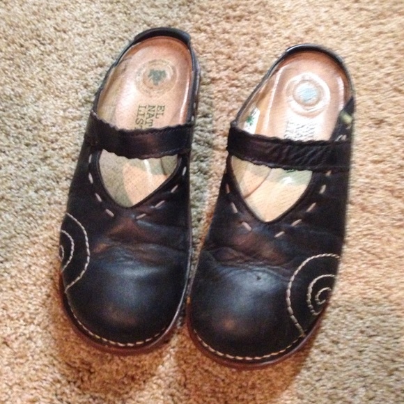El Naturalista size 40 slip on shoes