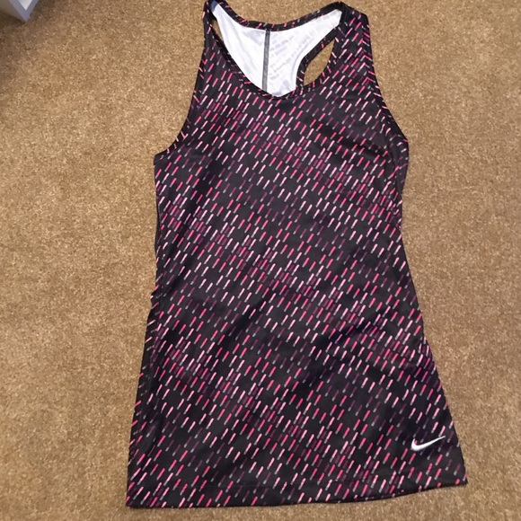 nike tank