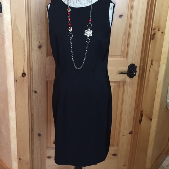 Little black dress 👗