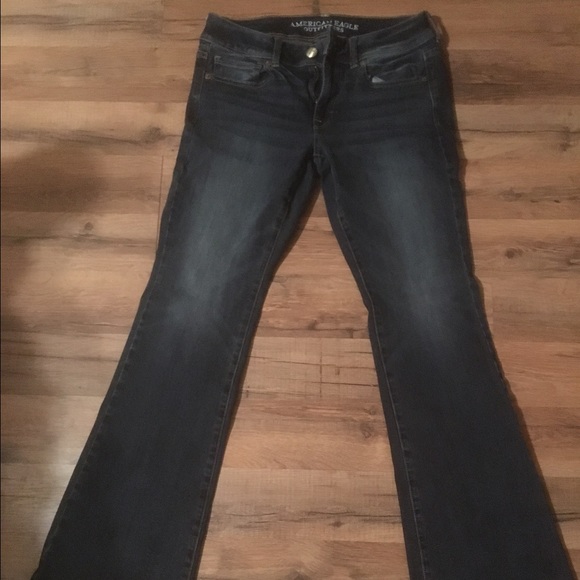 American eagle jeans 6 short