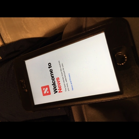 Iphone 6 - Picture 2 of 4