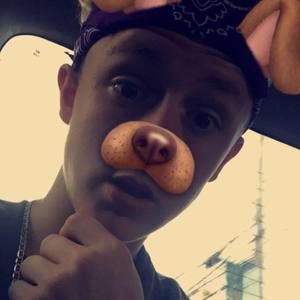 Meet your Posher, Andrew