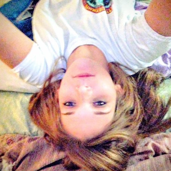 Meet your Posher, Jessica - Picture 1 of 1