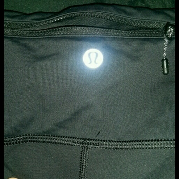 Lululemon capri - Picture 2 of 3