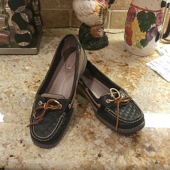 Black Quilt-Like Sperry Top-Sider