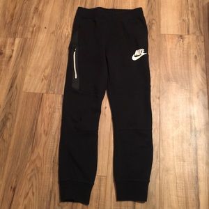 Girls Nike joggers
