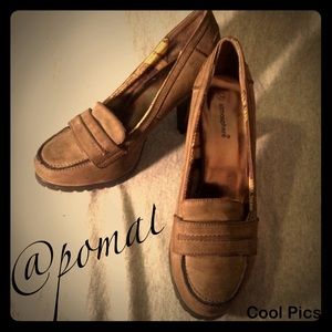 Sz. 7 Atmosphere Suede Loafers with 4.25" Heel Tan