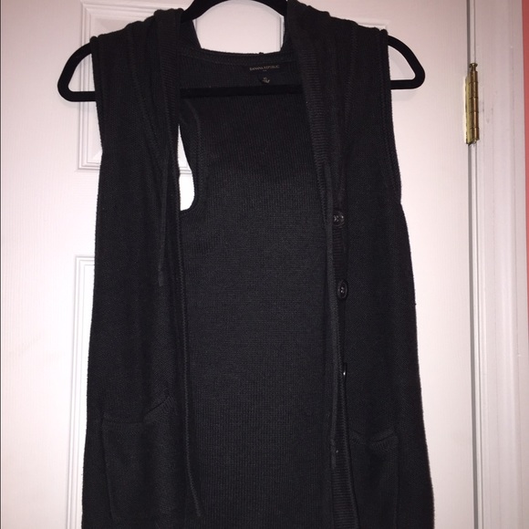 Button up & hooded vest