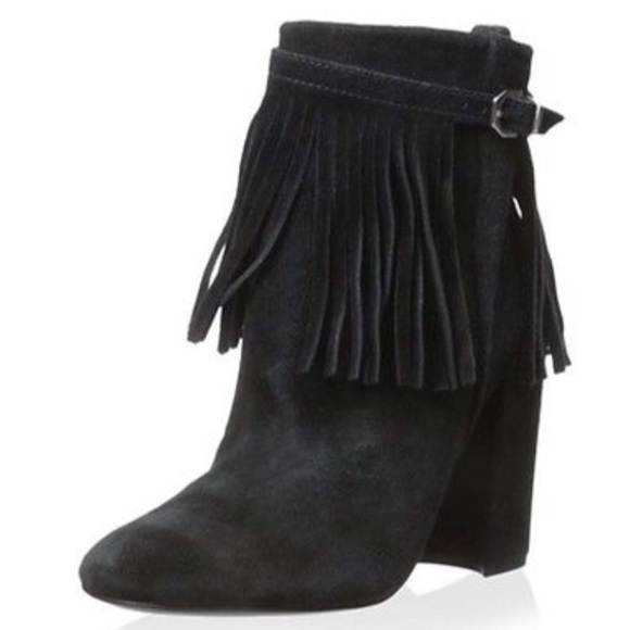 SCHUTZ Shoes - 🎀NWOT🎀Schutz Paola Fringe Booties