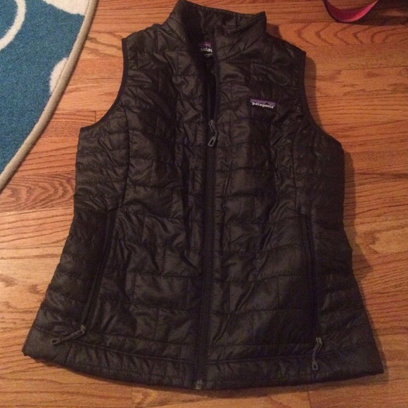 Black Patagonia vest