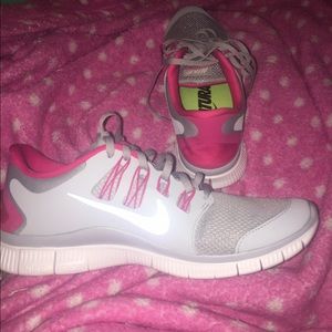Pink and grey Nike shoes! Never worn