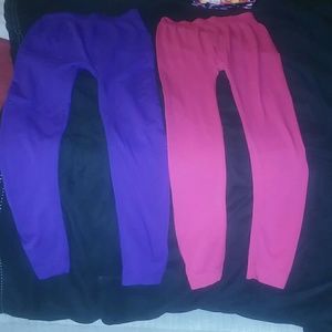 **SOLD****2 PAIR LEGGINGS BUNDLE