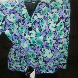 Womans size 14 le suit