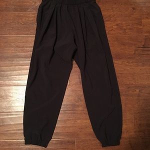 LuluLemon Black Crops