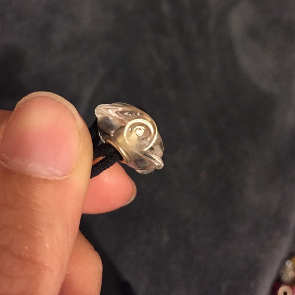 Troll glass bead