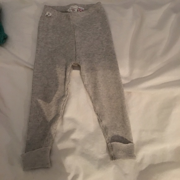 Toddler (girl) knitted pants