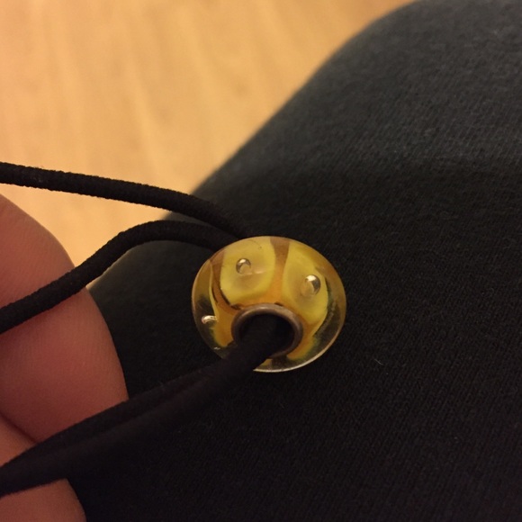 Troll glass bead