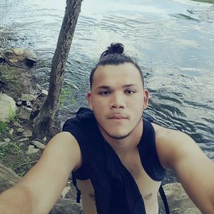 Meet your Posher, César