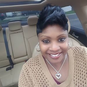 Meet your Posher, Toni