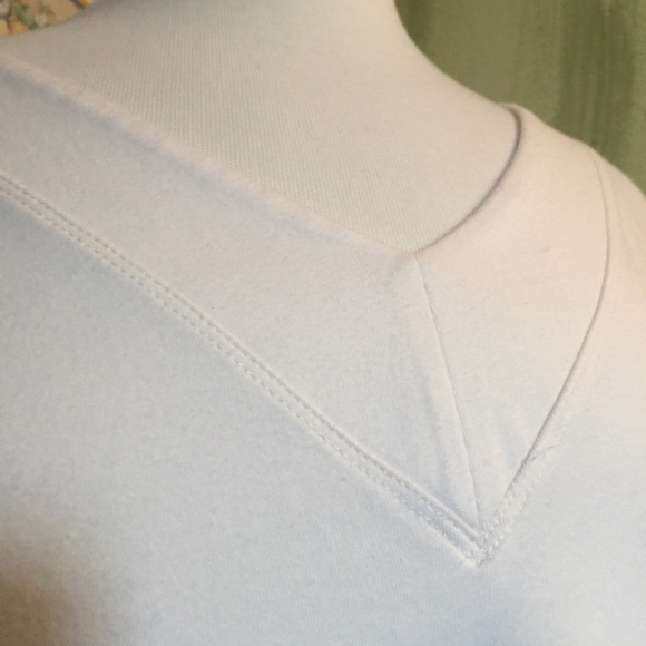 D & Co. Essentials V Neck 3/4 Long Sleeves Top - Picture 5 of 8