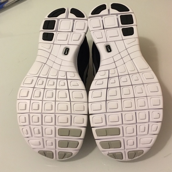 WMNS NIKE FREE 5.0+ - Picture 3 of 6