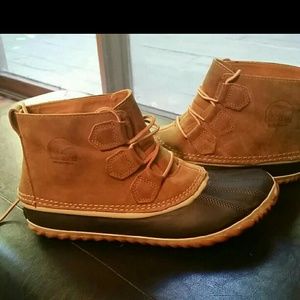 Sorel out n about booties