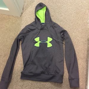 Under Armour sweatshirt