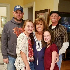 Meet your Posher, Pennie