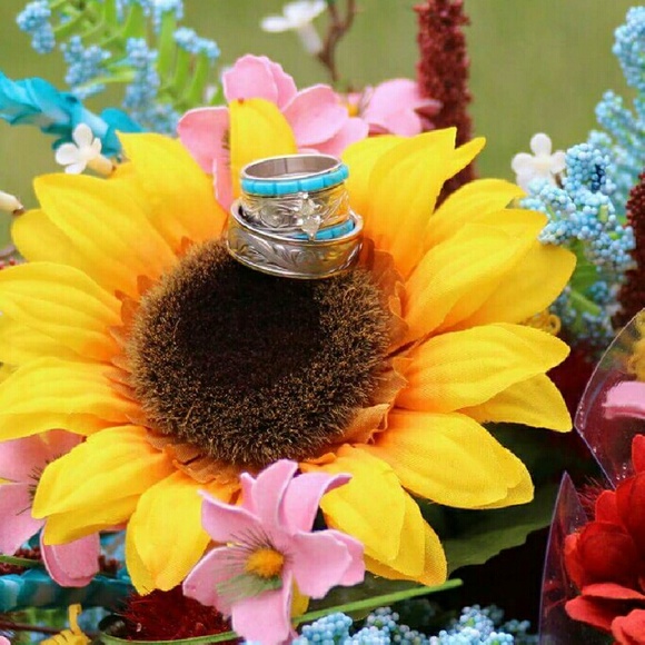 Meet your Posher, Linda - Picture 2 of 2