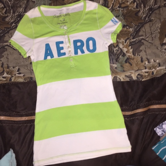 Aeropostale fitted short sleeve Henley
