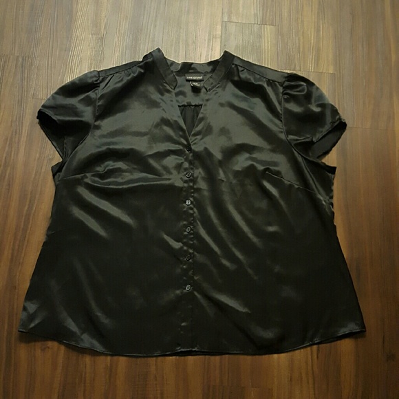 💖Sale!💖Lane Bryant Black Shiny Silk-Like Blouse