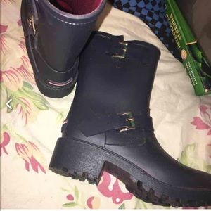 Tommy Hilfiger rain boots