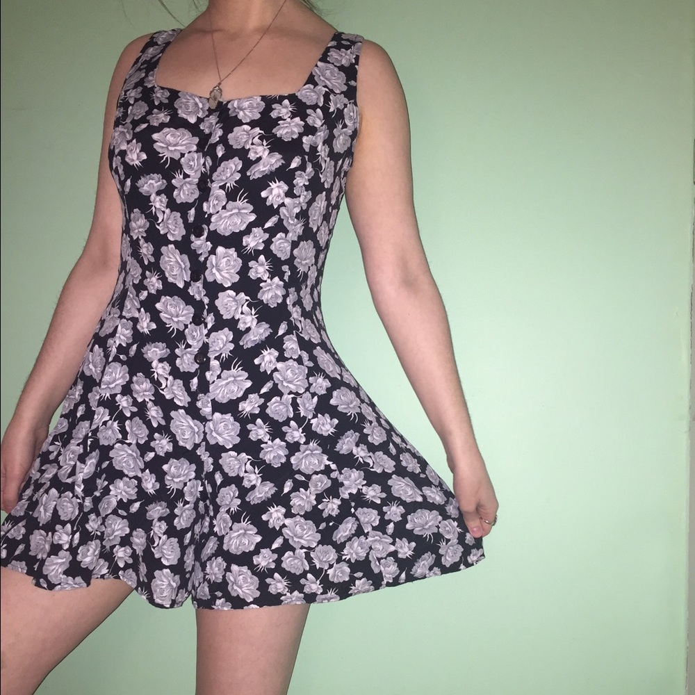 ⭐️90s VINTAGE ROMPER⭐️
