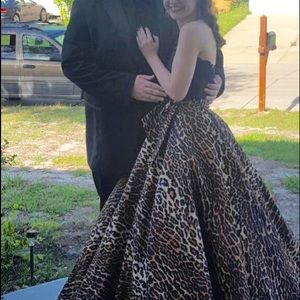 Sherri Hill #32100