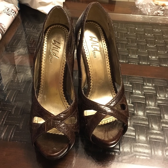 Leather heels
