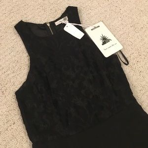 NWT: Super Flattering LF black dress