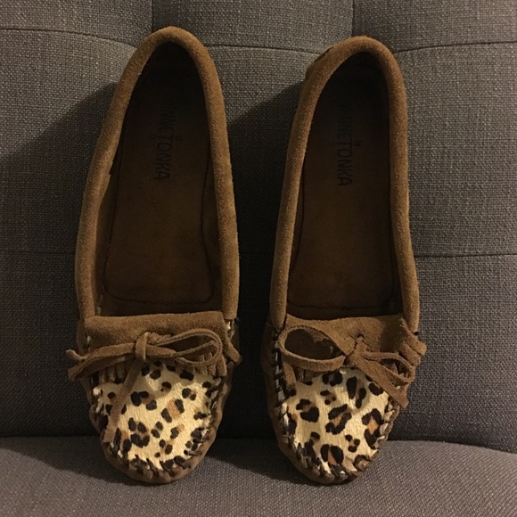 Leopard Minnetonka moccasins