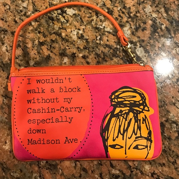 🎉 COACH clutch with separate change compartment!