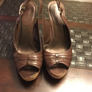 Leather brown heels