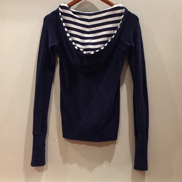 Guess Jeans Navy Nautical pullover XS - Picture 3 of 3